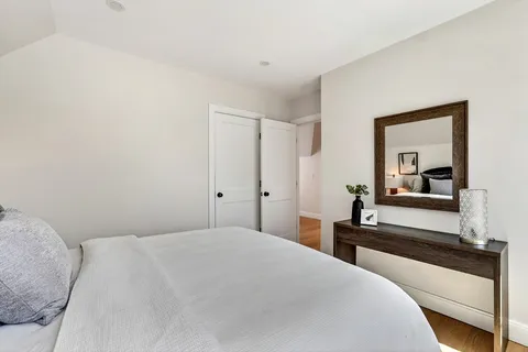 $989,900 | 1078 Main Street, Melrose, MA 02176