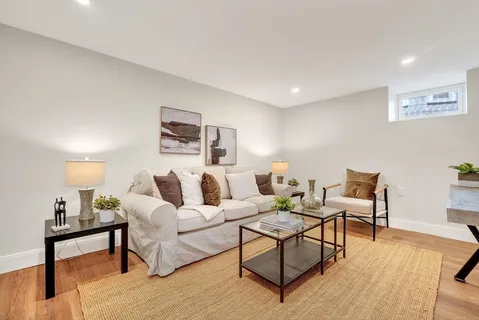 $989,900 | 1078 Main Street, Melrose, MA 02176