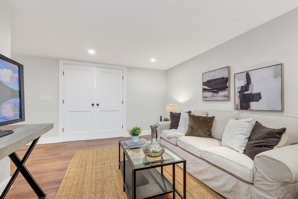 1078 Main Street Melrose, MA 02176 - Photo 38 of 39
