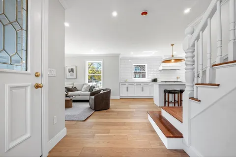 $989,900 | 1078 Main Street, Melrose, MA 02176
