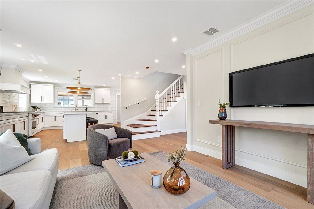 1078 Main Street Melrose, MA 02176 - Photo 9 of 39