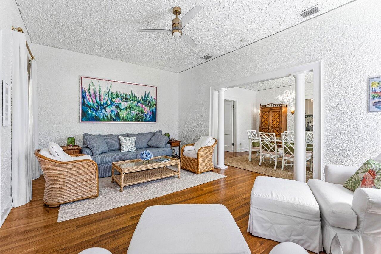 217 Coconut Avenue Stuart, FL 34996 - Photo 12 of 30 019-217CoconutAvenue-Stuart-FL-34996-SMA