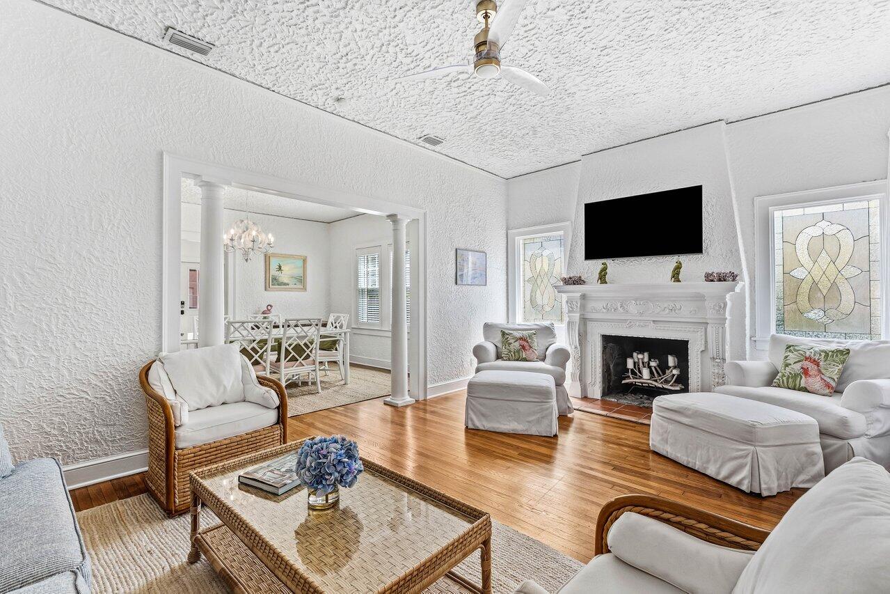 217 Coconut Avenue Stuart, FL 34996 - Photo 13 of 30 018-217CoconutAvenue-Stuart-FL-34996-SMA