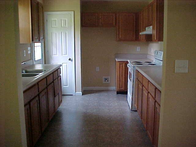657 Bill Pearson Road Woodruff, SC 29388 - Photo 6 of 8