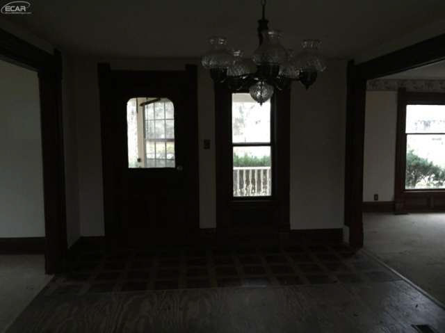 10522 Antcliff Road Fowlerville, MI 48836 - Photo 8 of 21 20457236-7.JPG