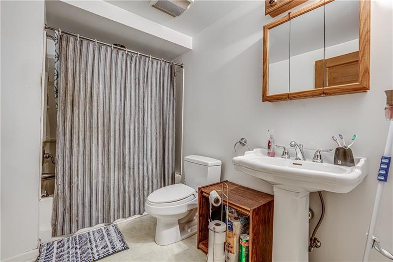 242 South Mathilda Street Pittsburgh, PA 15224 - Photo 15 of 24 Gallery Image 15