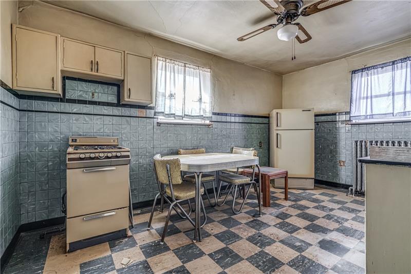 242 South Mathilda Street Pittsburgh, PA 15224 - Photo 17 of 24 Gallery Image 17