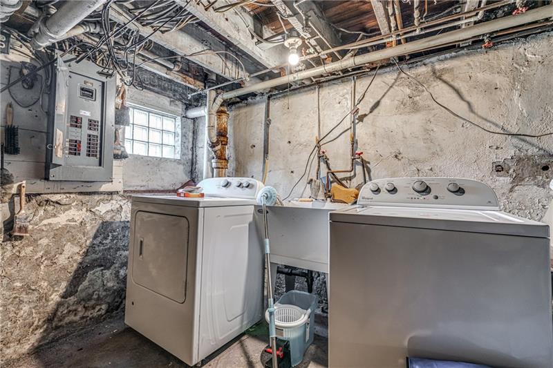 242 South Mathilda Street Pittsburgh, PA 15224 - Photo 20 of 24 Gallery Image 20