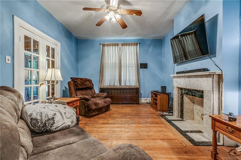 242 South Mathilda Street Pittsburgh, PA 15224 - Photo 5 of 24 Gallery Image 5
