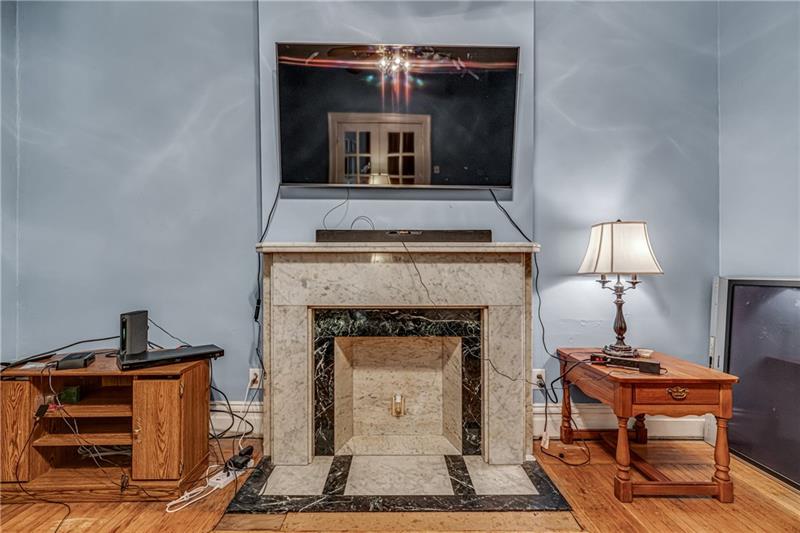 242 South Mathilda Street Pittsburgh, PA 15224 - Photo 6 of 24 Gallery Image 6