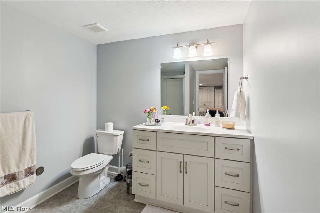 38595 Pettibone Road Solon, OH 44139 - Photo 34 of 50 Gallery Image 34