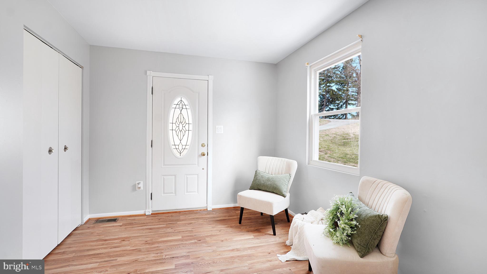 501 Claggett Road Sunderland, MD 20689 - Photo 11 of 35 SITTING ROOM