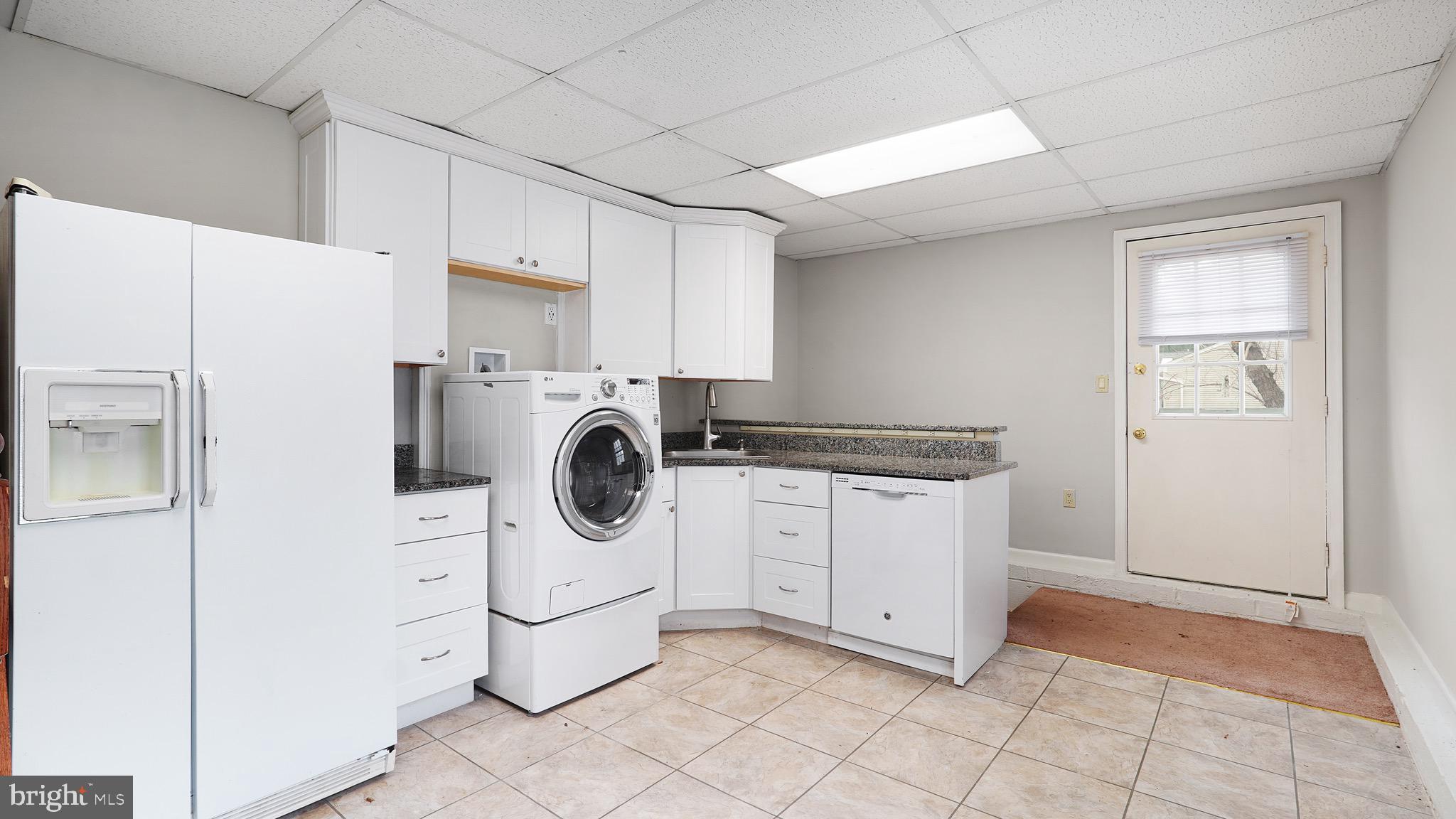 501 Claggett Road Sunderland, MD 20689 - Photo 32 of 35 UPPER LEVEL LAUNDRY