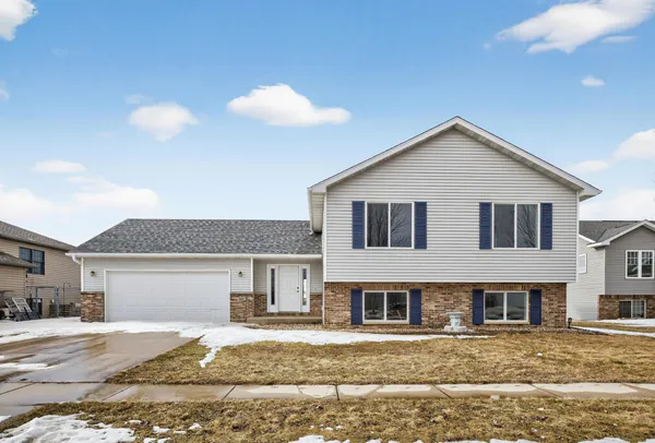 $409,900 | 203 10th Avenue Southeast, Kasson, MN 55944