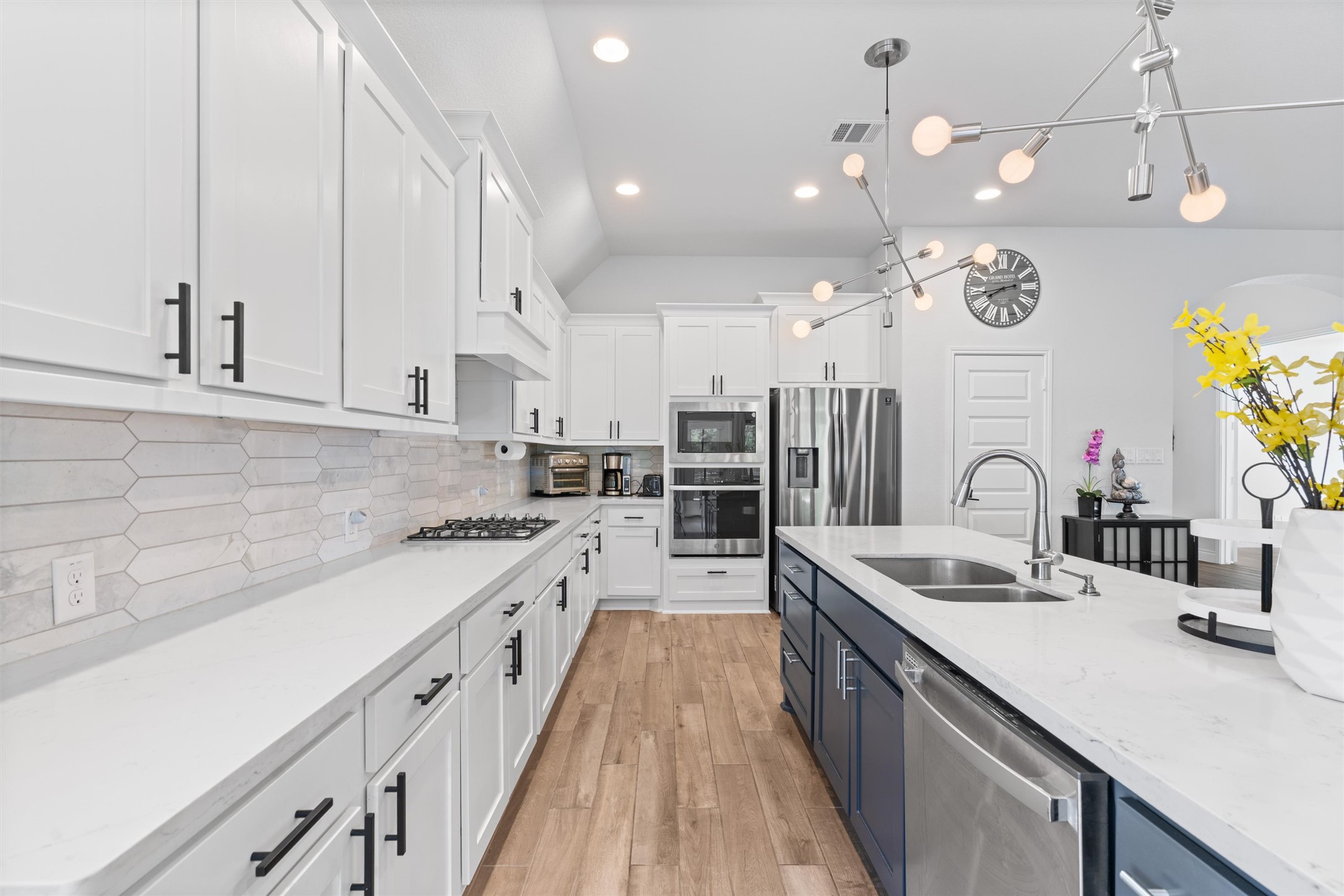 1101 Round Mountain Pass Georgetown, TX 78628 - Photo 10 of 40