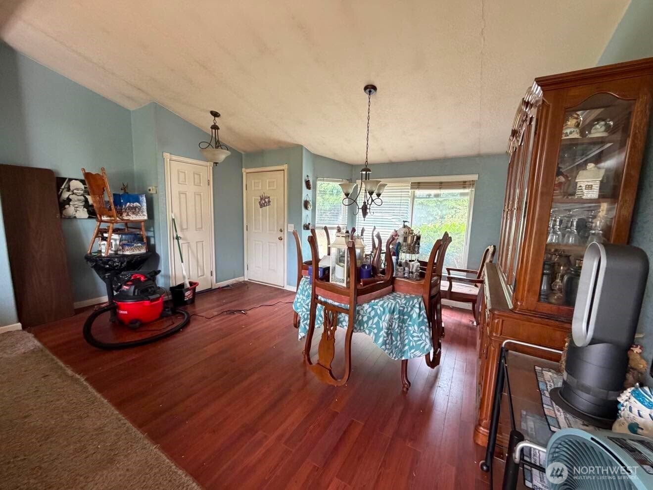244 North Dubois Road Ariel, WA 98603 - Photo 6 of 34