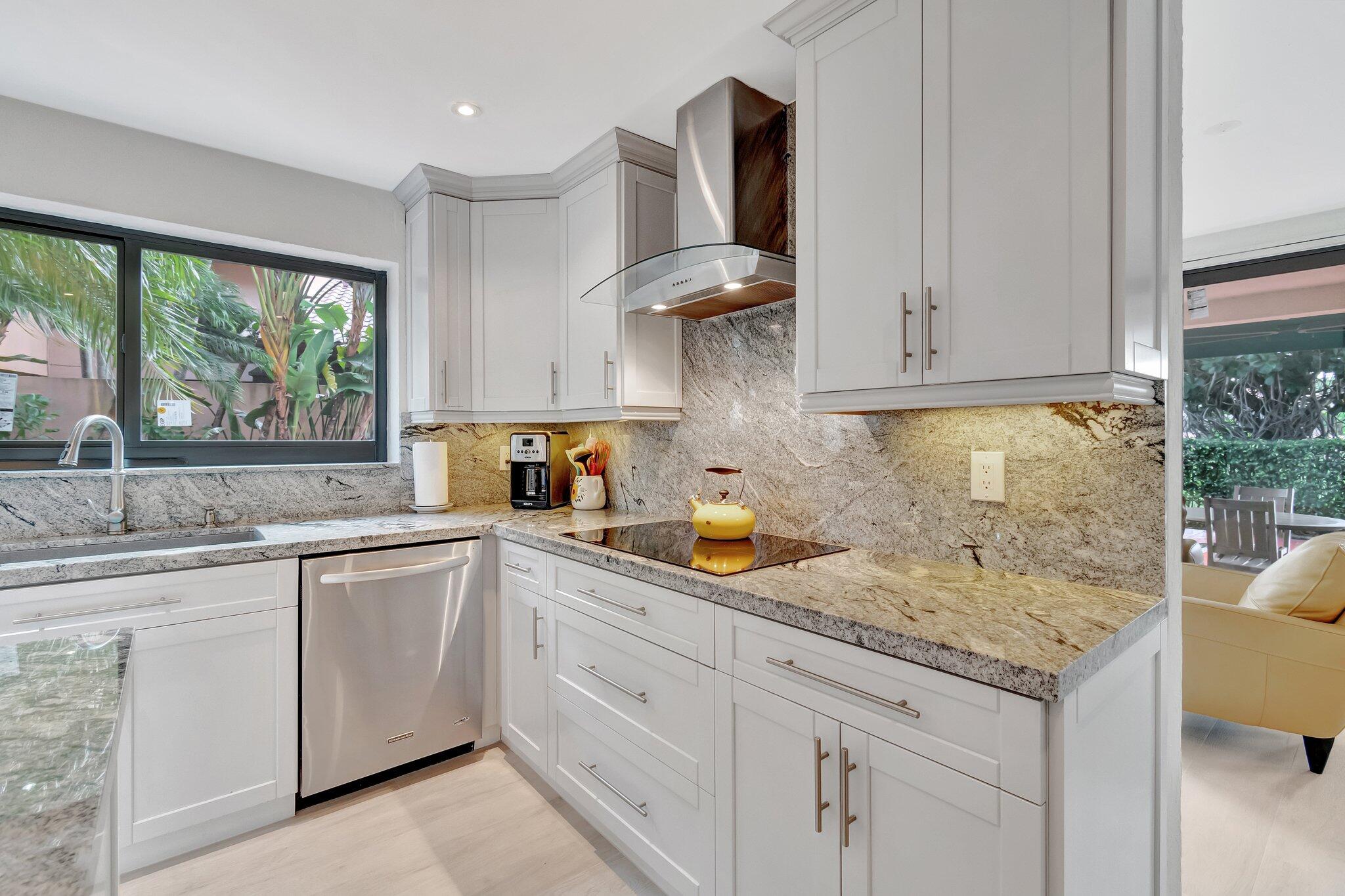 6427 Via Rosa Boca Raton, FL 33433 - Photo 13 of 80 Kitchen