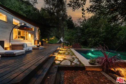 $2,995,000 | 19809 Montau Drive, Topanga, CA 90290