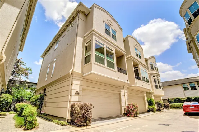 $3,500 | 1515 Hyde Park Boulevard, Unit 32, Houston, TX 77006