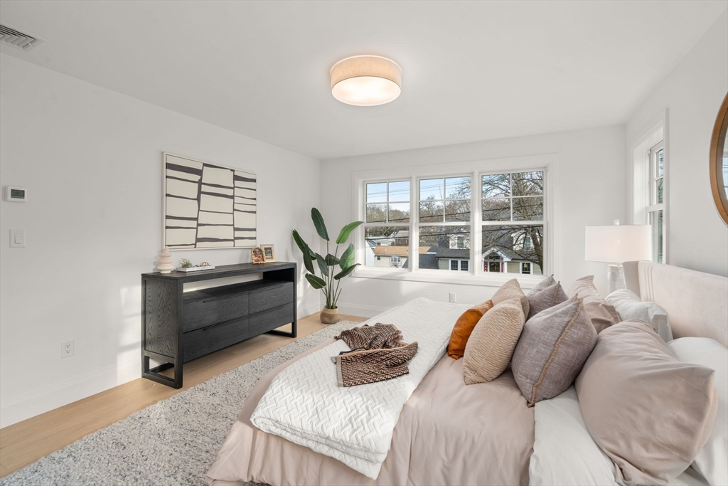 33 Dickson Avenue Arlington, MA 02474 - Photo 18 of 34