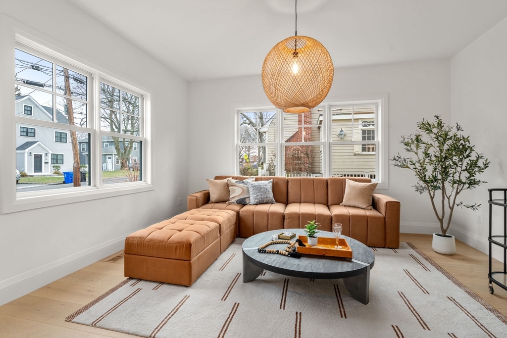 33 Dickson Avenue Arlington, MA 02474 - Photo 2 of 34