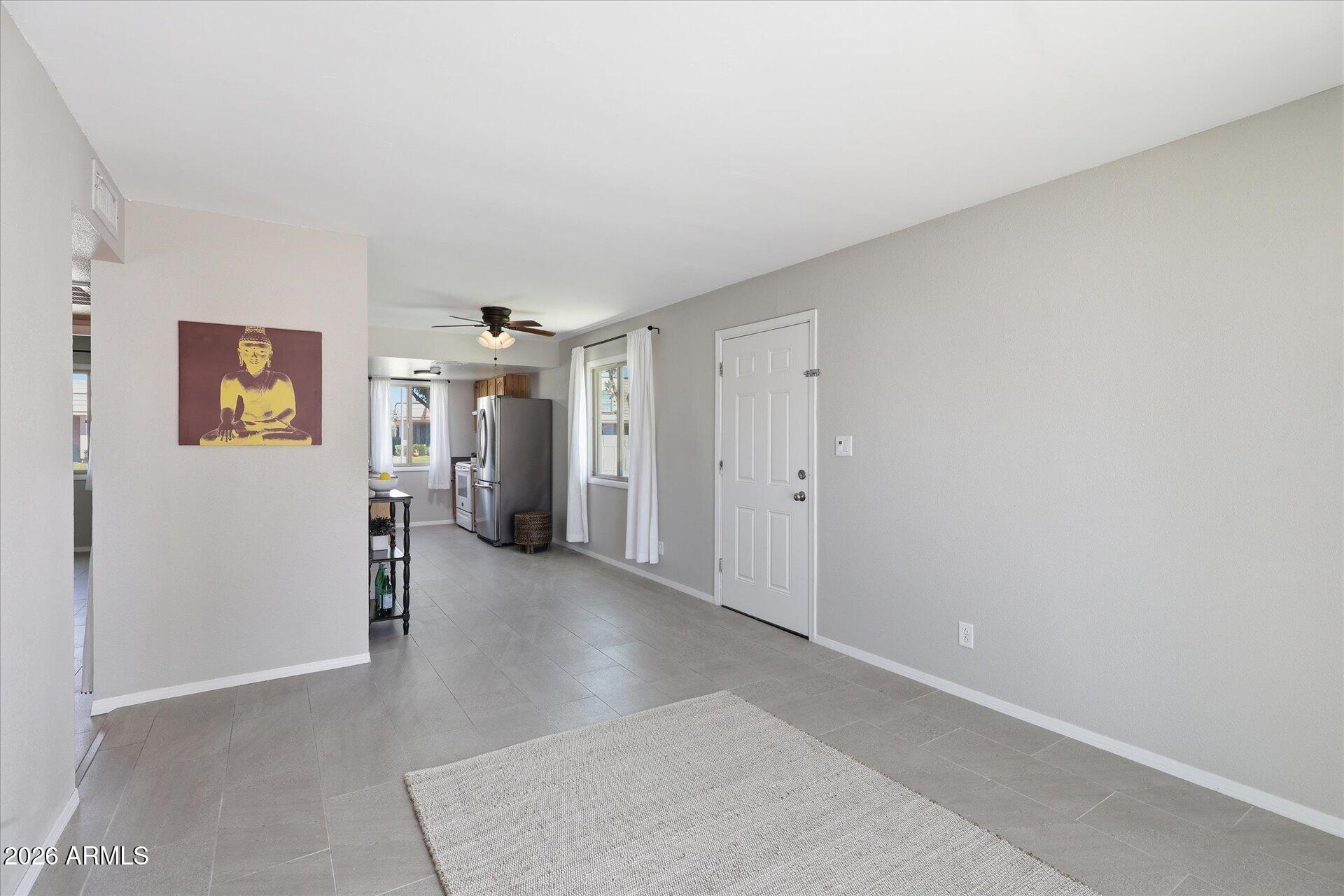 1006 East Redfield Road Tempe, AZ 85283 - Photo 9 of 42