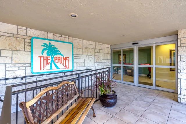 $685,000 | 79901 Overseas Highway, Unit 211, Islamorada, FL 33036