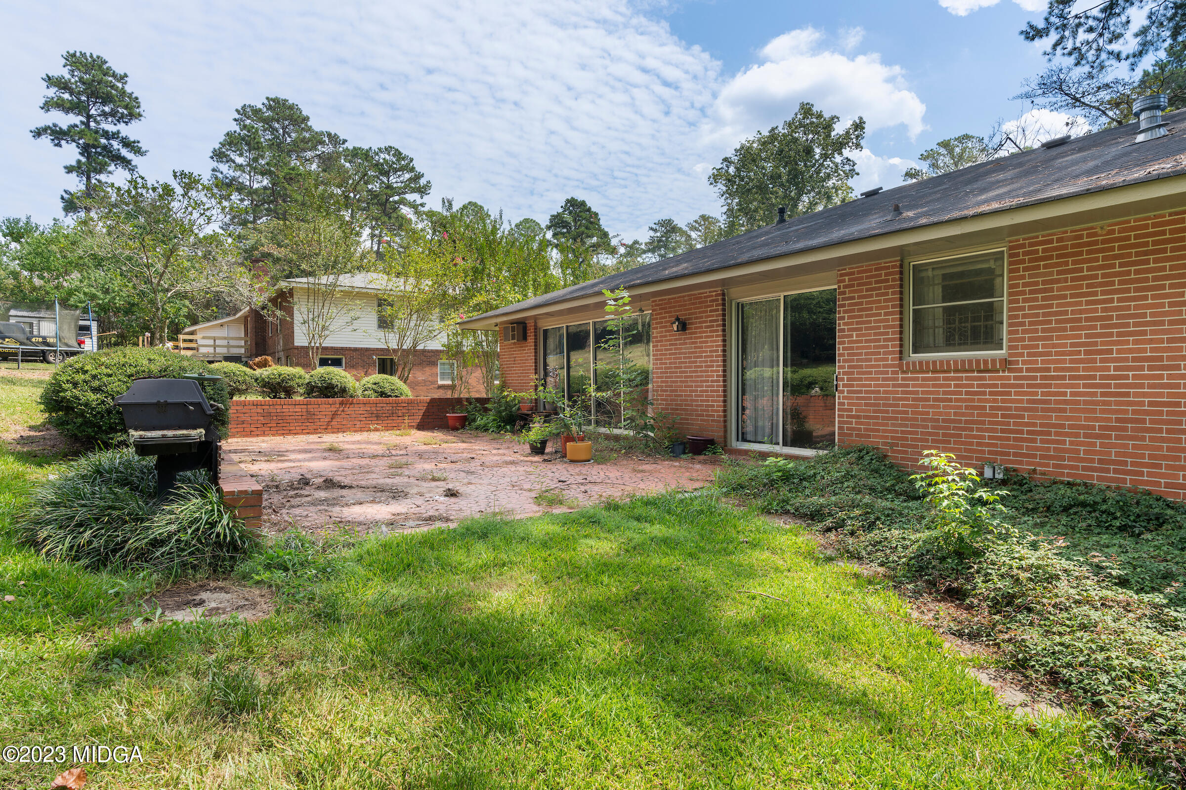 816 Windsor Road Macon, GA 31204 - Photo 32 of 35 230913_Pickup_Macon_0088