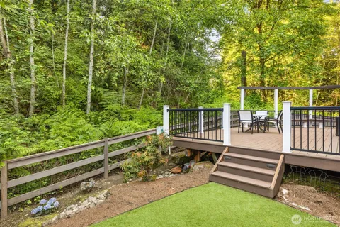 $1,950,000 | 16159 Southeast 51st Place, Bellevue, WA 98006
