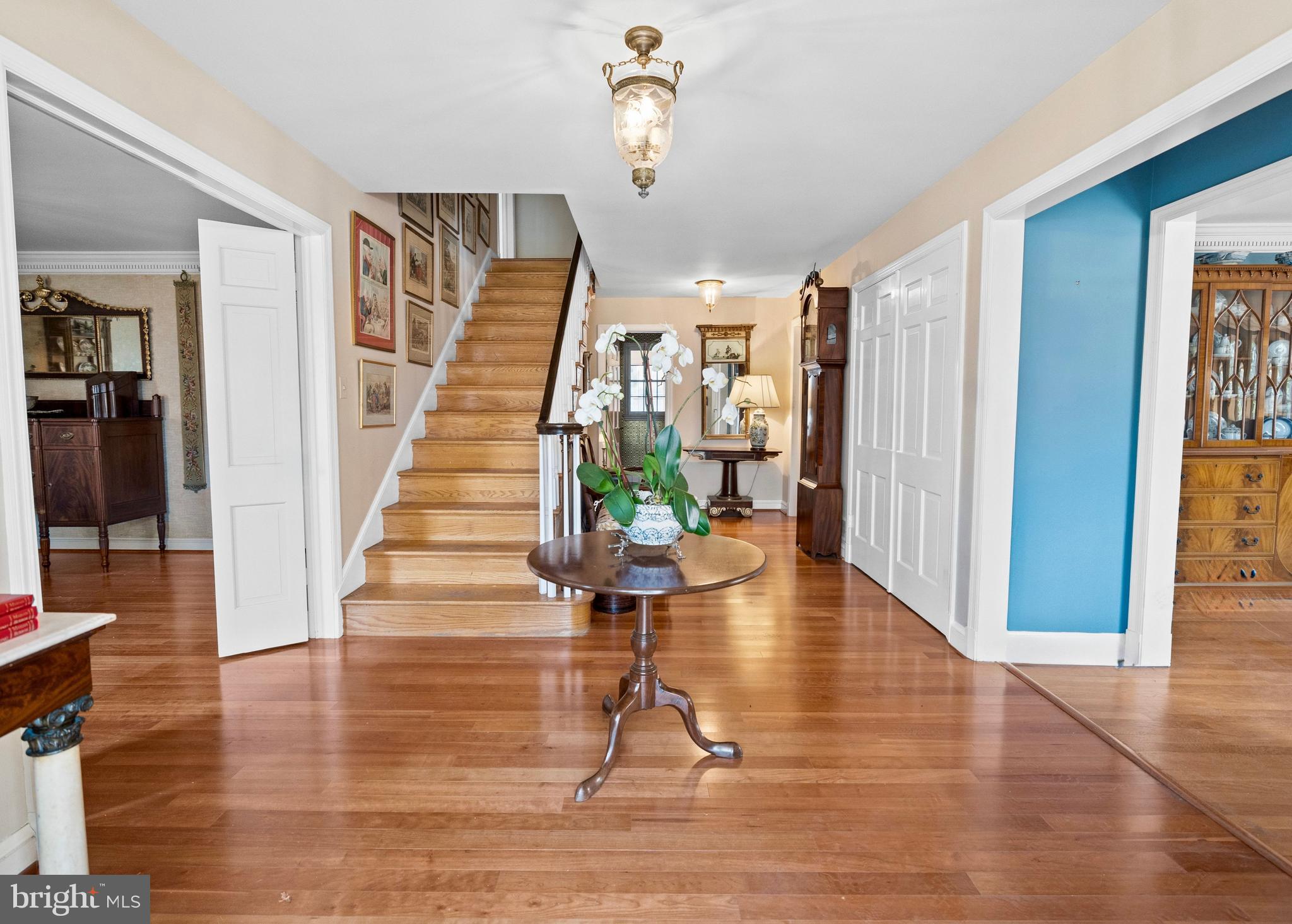 7215 Helmsdale Road Bethesda, MD 20817 - Photo 2 of 19