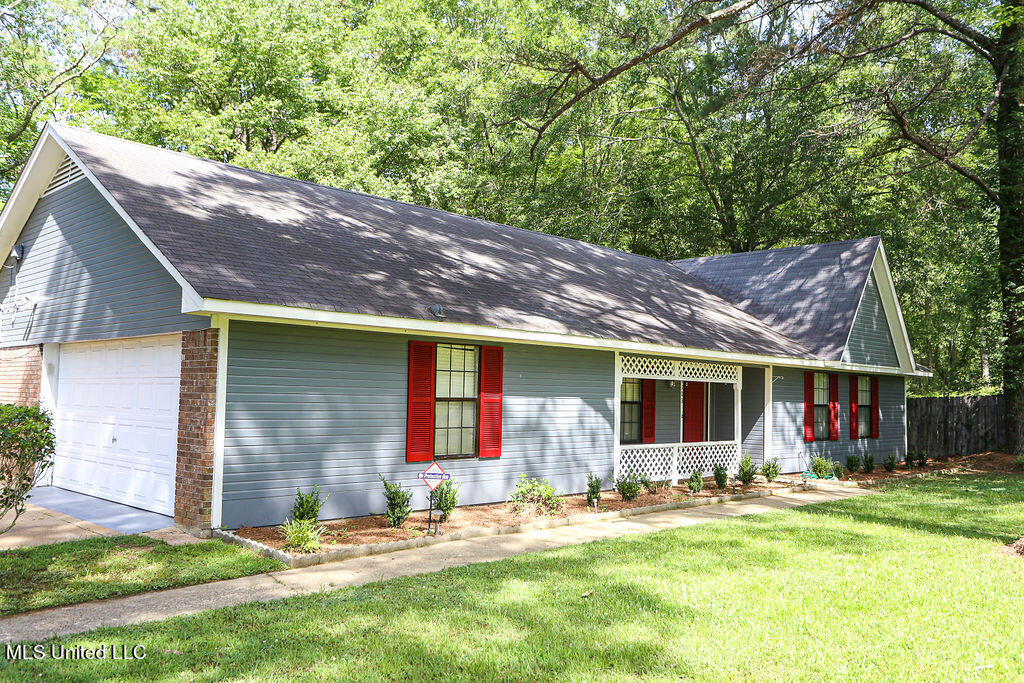 4103 Rainey Road Jackson, MS 39212 - Photo 1 of 28 IMG_2199