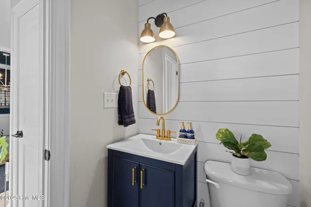 $675,000 | 1916 Red Fox Lane, Morehead City, NC 28557