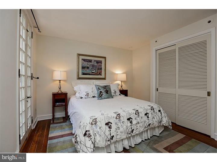 2018 Addison Street Philadelphia, PA 19146 - Photo 11 of 24 Gallery Image 11
