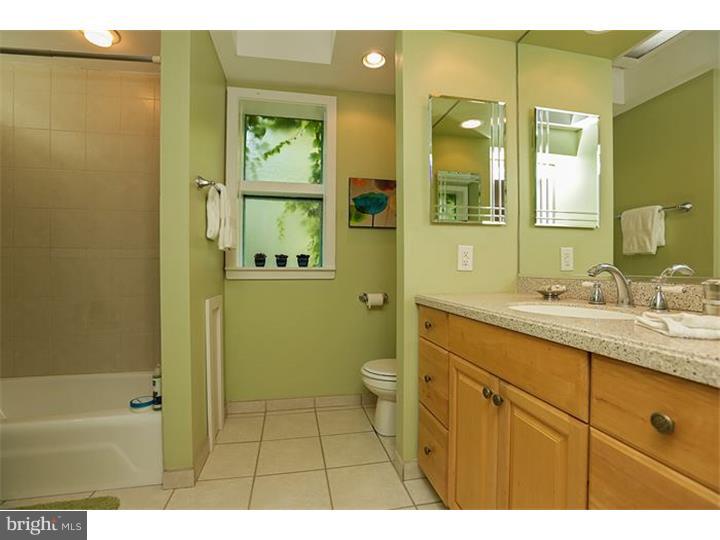 2018 Addison Street Philadelphia, PA 19146 - Photo 12 of 24 Gallery Image 12