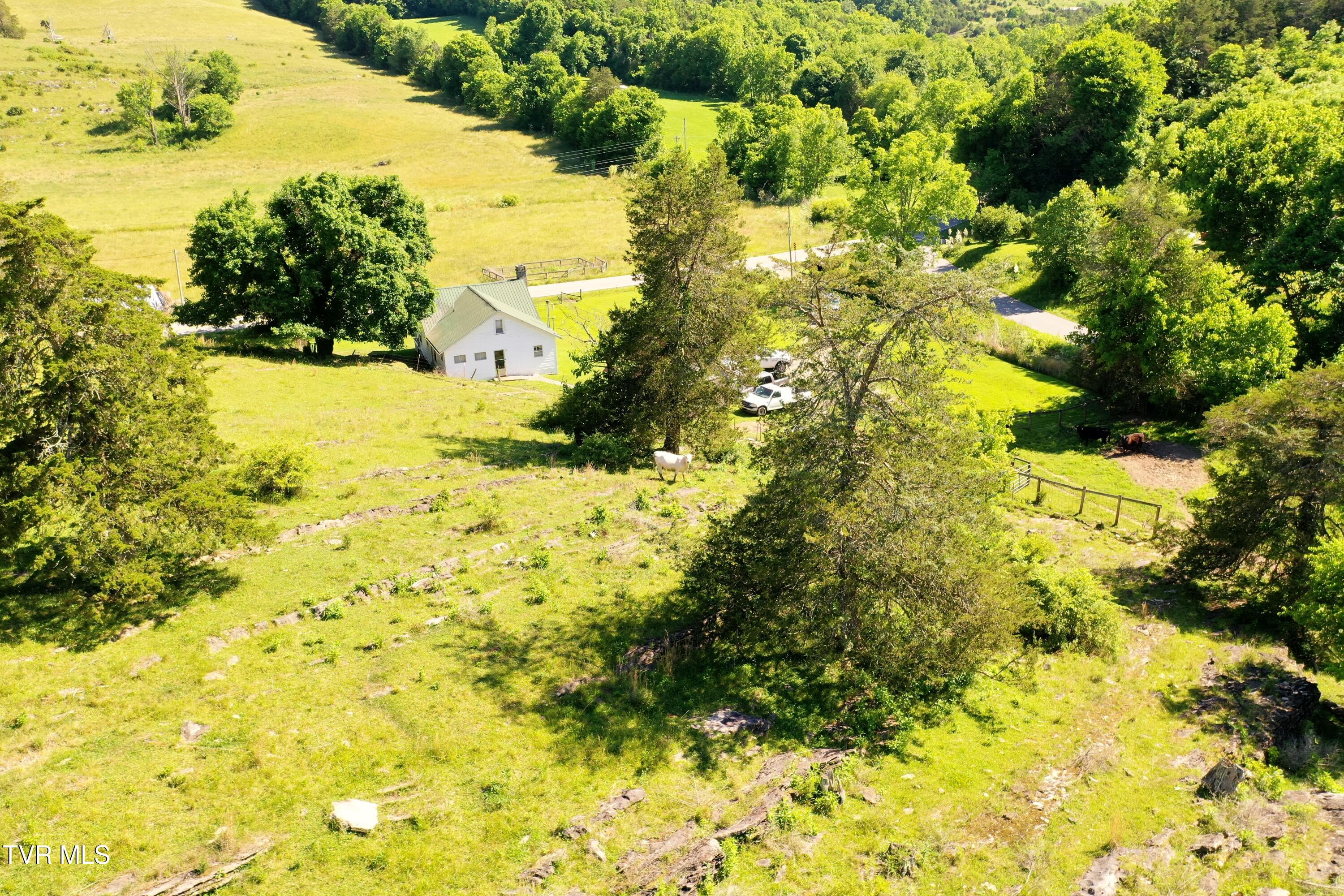3956 Mulberry Gap Road Sneedville, TN 37869 - Photo 8 of 37 DJI_0897