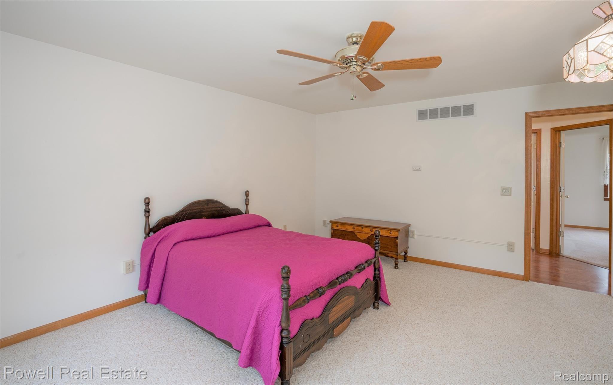 1699 Smith Road Lapeer, MI 48446 - Photo 16 of 54 Master Bedroom2.jpg