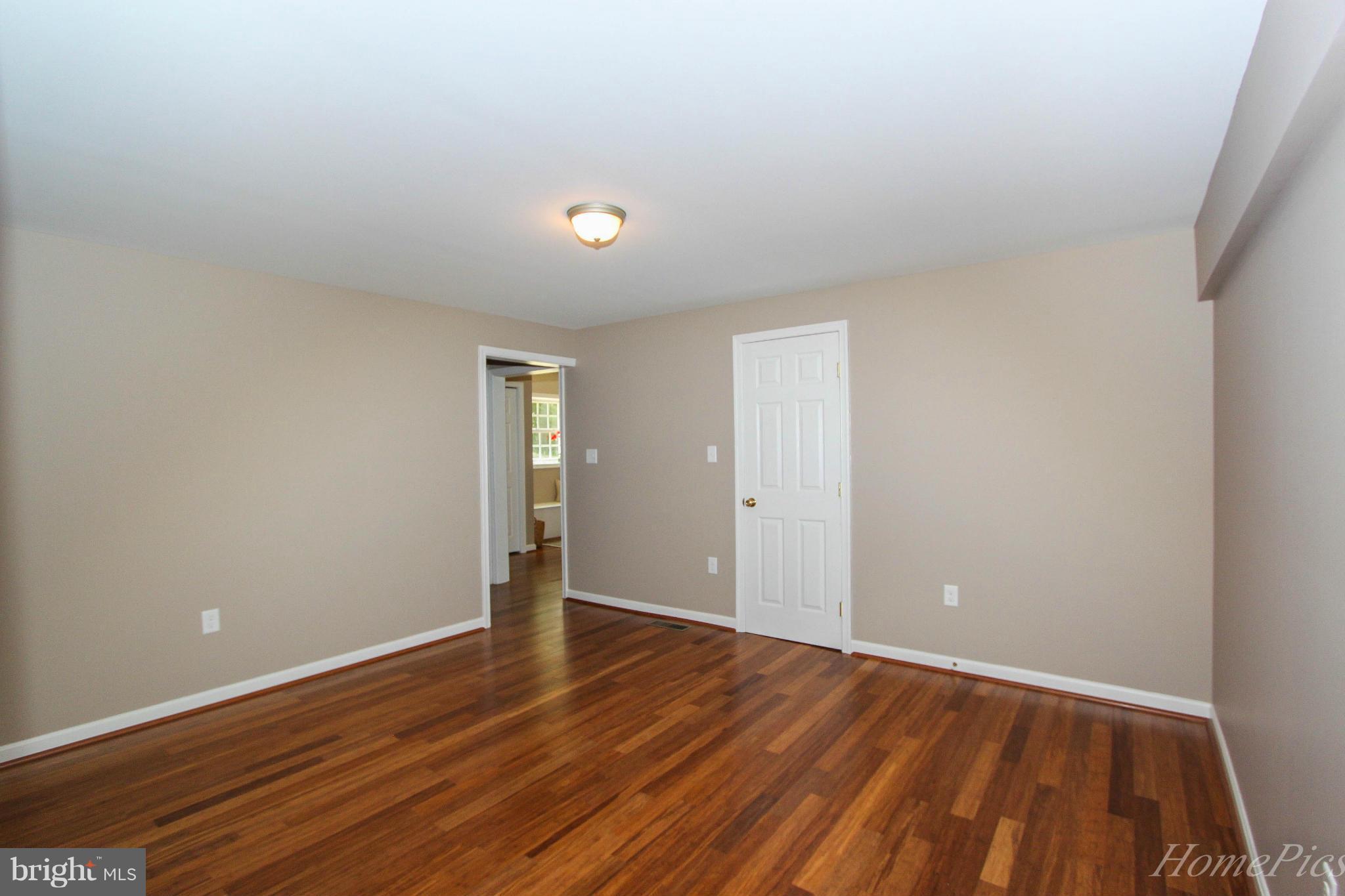 2613 Chestnut Grove Road Sharpsburg, MD 21782 - Photo 17 of 30 Interior (General)