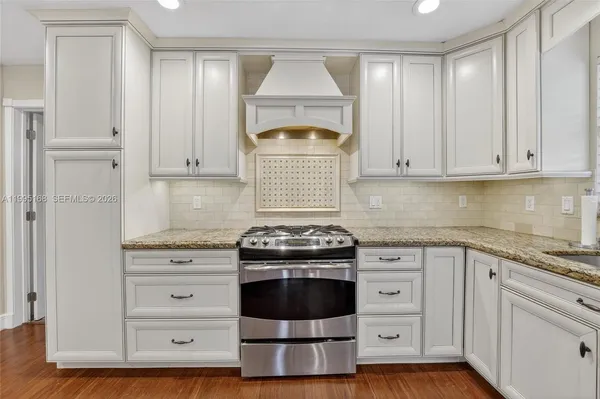 $849,900 | 661 Northwest 66th Avenue, Plantation, FL 33317