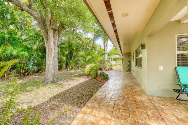 $849,900 | 661 Northwest 66th Avenue, Plantation, FL 33317