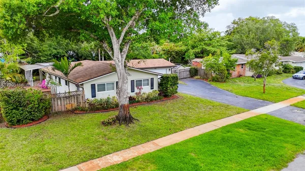 $849,900 | 661 Northwest 66th Avenue, Plantation, FL 33317