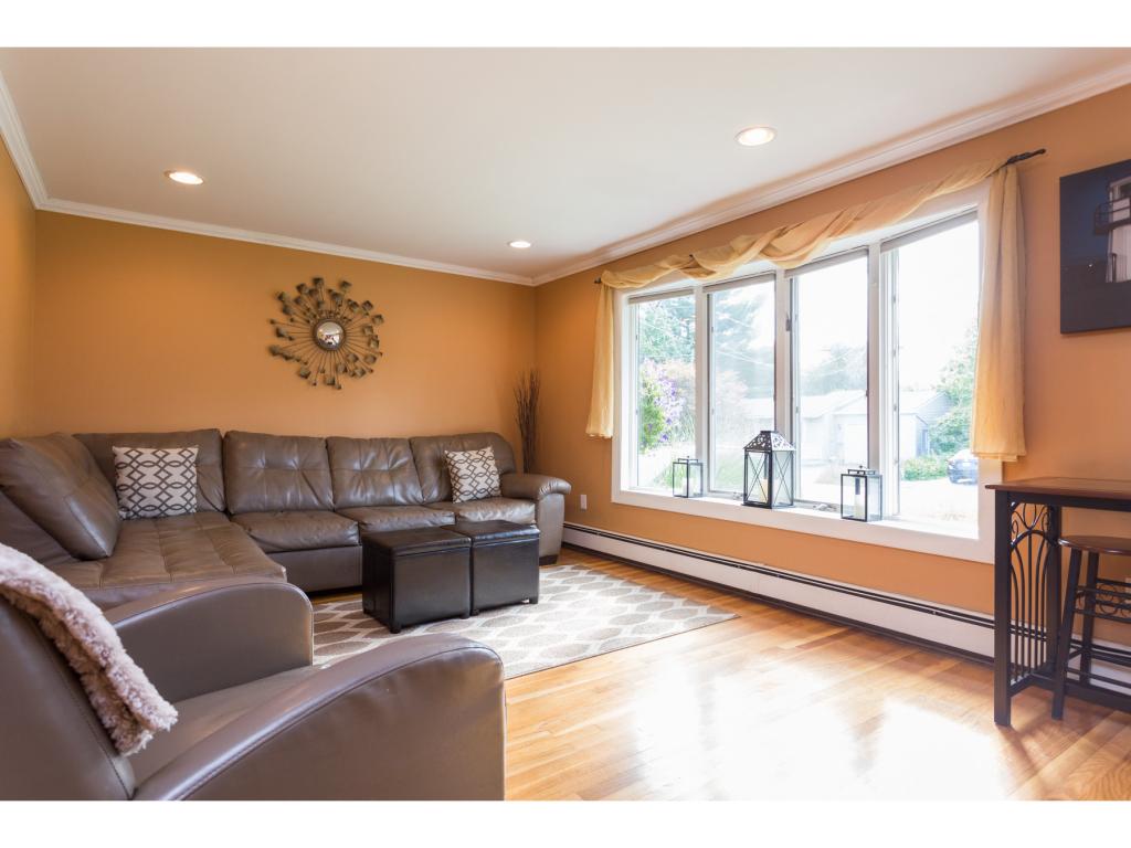 39 Coakley Road Portsmouth, NH 03801 - Photo 4 of 36 Gallery Image 4