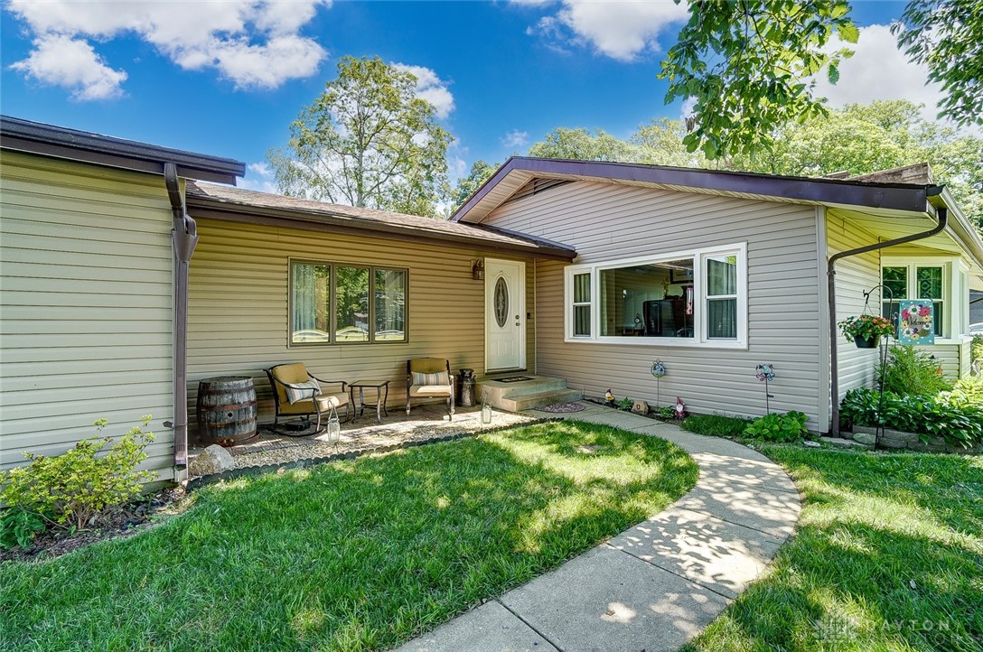 2632 Middle Urbana Road Springfield, OH 45503 - Photo 5 of 40 Gallery Image 5