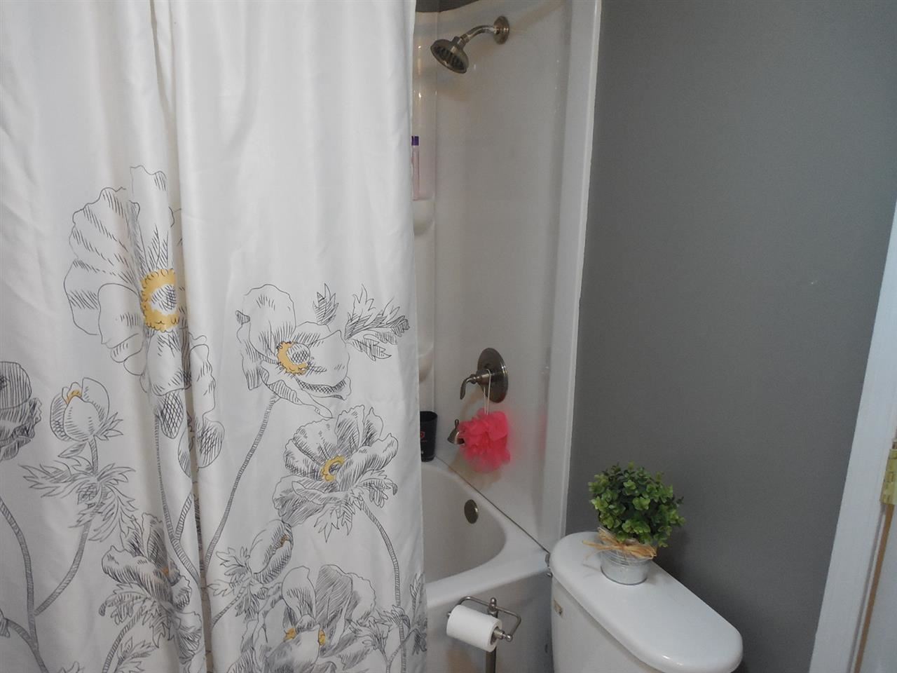 57882 Oakside Road Mishawaka, IN 46544 - Photo 11 of 15 Gallery Image 11