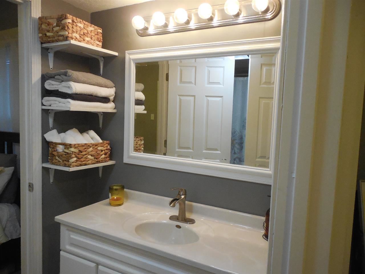 57882 Oakside Road Mishawaka, IN 46544 - Photo 10 of 15 Gallery Image 10