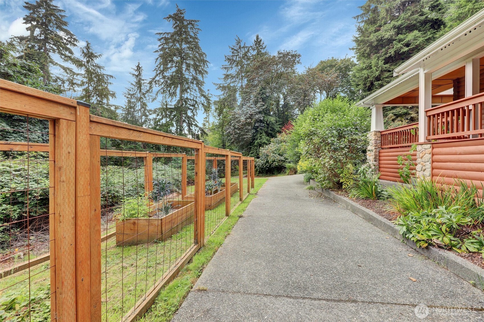 20205 Chautauqua Beach Road Southwest Vashon, WA 98070 - Photo 22 of 34 Gallery Image 22