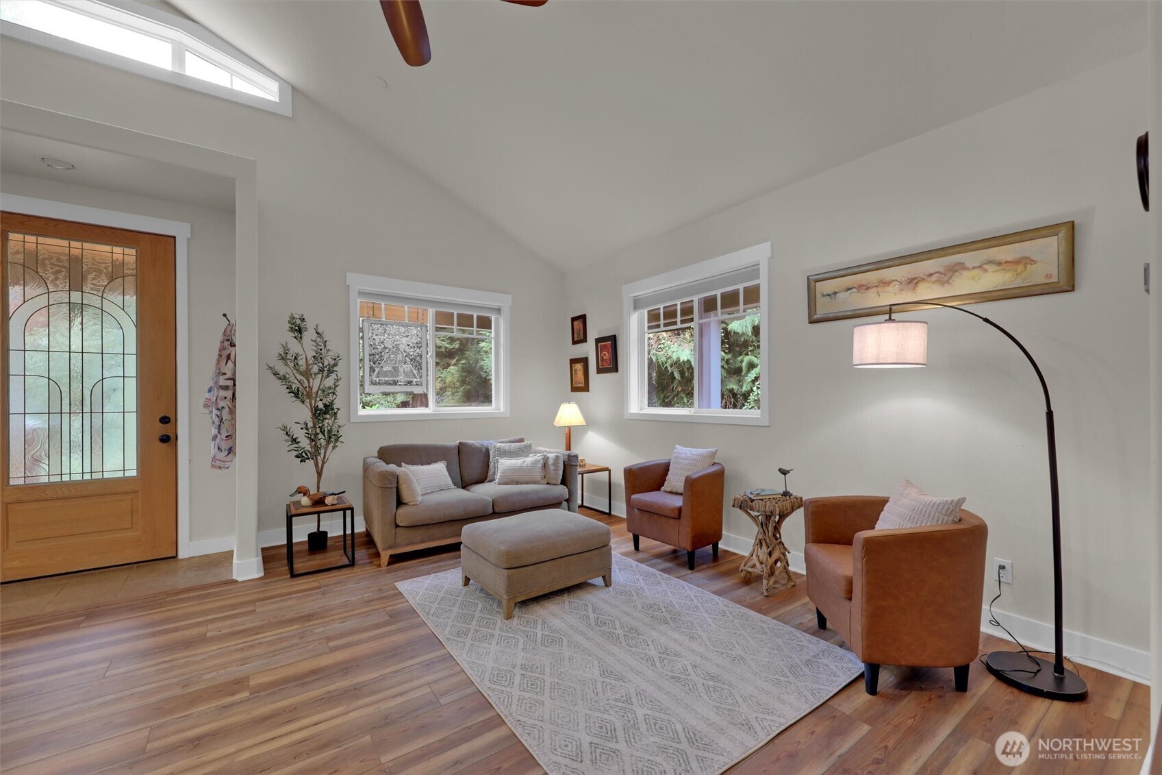 20205 Chautauqua Beach Road Southwest Vashon, WA 98070 - Photo 8 of 34 Gallery Image 8