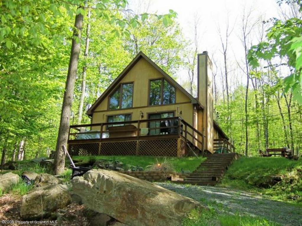 109 Ridge Road Lake Ariel, PA 18436 - Photo 1 of 10 Gallery Image 1
