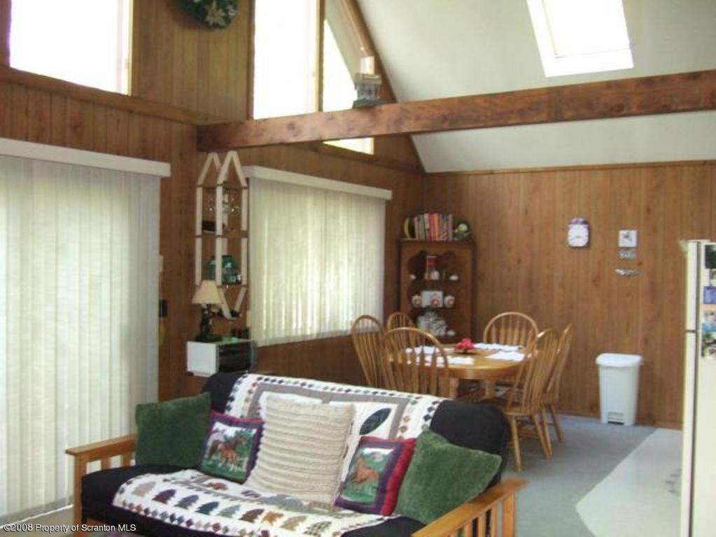 109 Ridge Road Lake Ariel, PA 18436 - Photo 4 of 10 Gallery Image 4