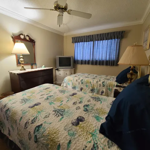 $2,300 | 2975 Southwest 22nd Avenue, Unit 1080, Delray Beach, FL 33445