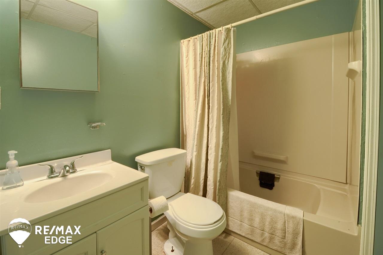 10425 East Stanley Road Davison, MI 48423 - Photo 18 of 34 21465135-17.JPG